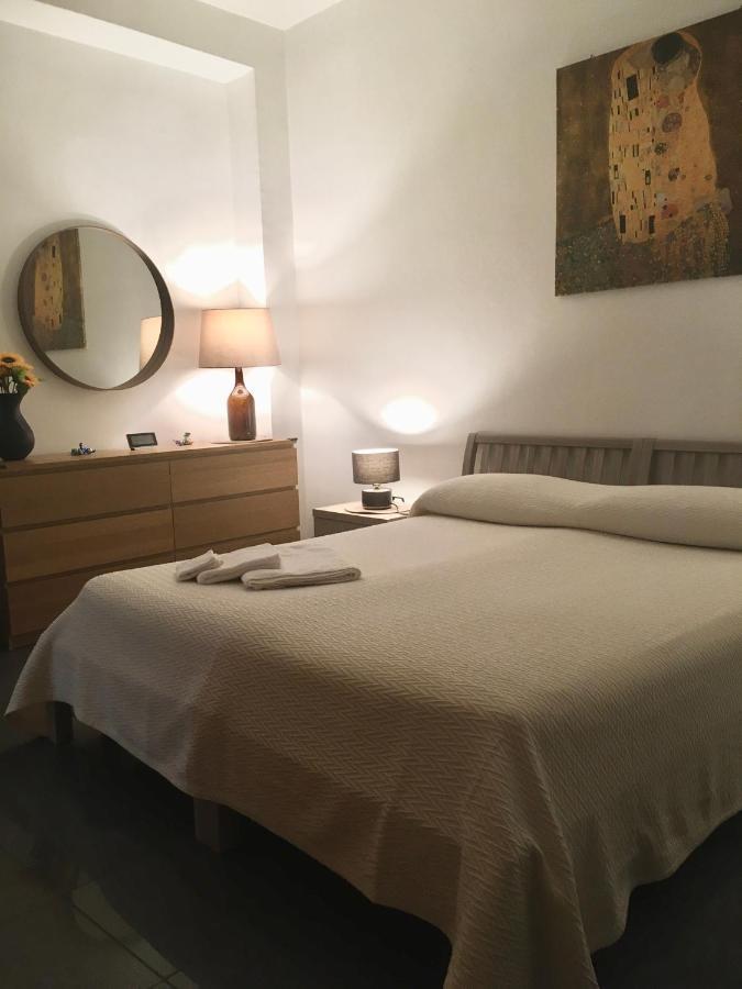 Hotel Blackboard House Bari Zewnętrze zdjęcie