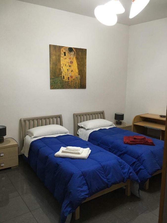 Hotel Blackboard House Bari Zewnętrze zdjęcie